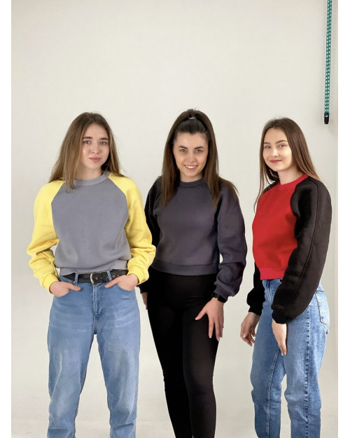 Кроп-світшот з червоними вставками